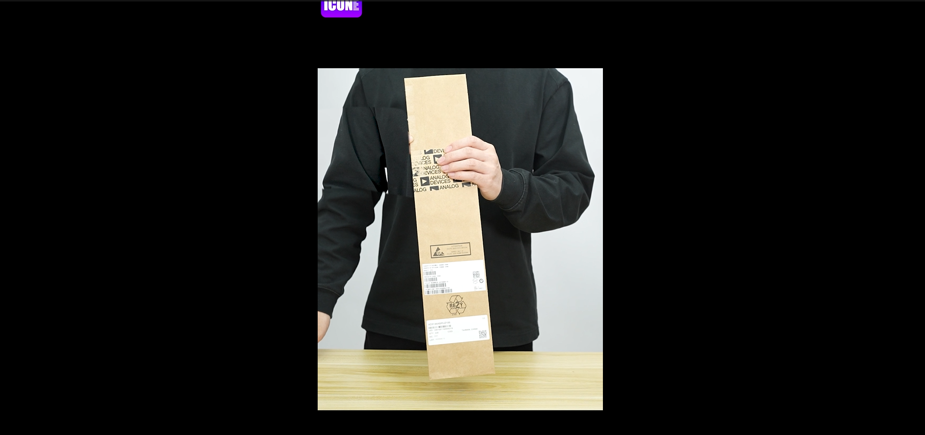 Unboxing of the electronic components AD5144ABRUZ100