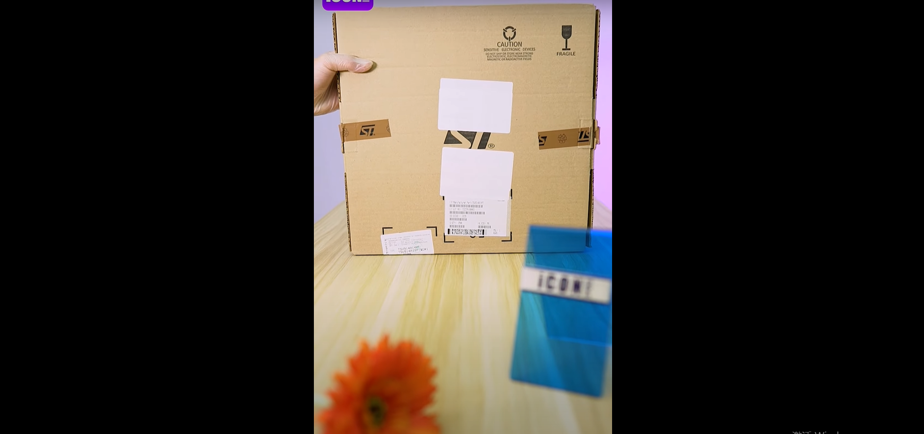 Unboxing of the electronic components TSV914AIYPT | ICONCIHP Website www.icone-chip.com/