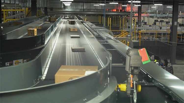 Why Electronic Manufacturing Costs Are Dependent on Logistics and Sourcing